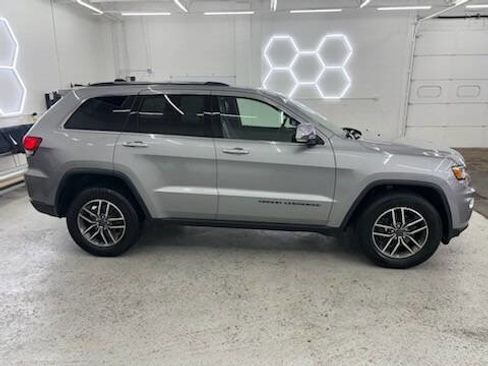 Used 2020 Jeep Grand Cherokee Limited image 5