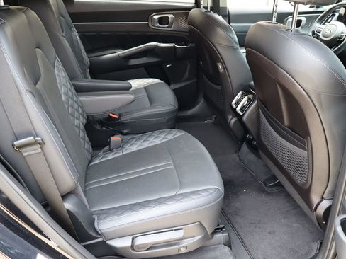 Used 2021 Kia Sorento SX FWD image 19
