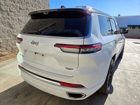 Used 2022 Jeep Grand Cherokee L Summit w/ Advanced Protech Group IV AWD/4WD image 4