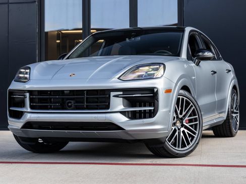 Certified 2025 Porsche Cayenne S AWD/4WD image 1