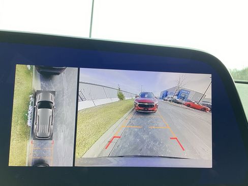 Used 2024 Chevrolet Traverse RS w/ LPO, Floor Liner Package image 17