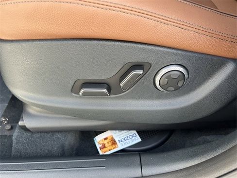 New 2026 Genesis GV70 2.5T Advanced image 22