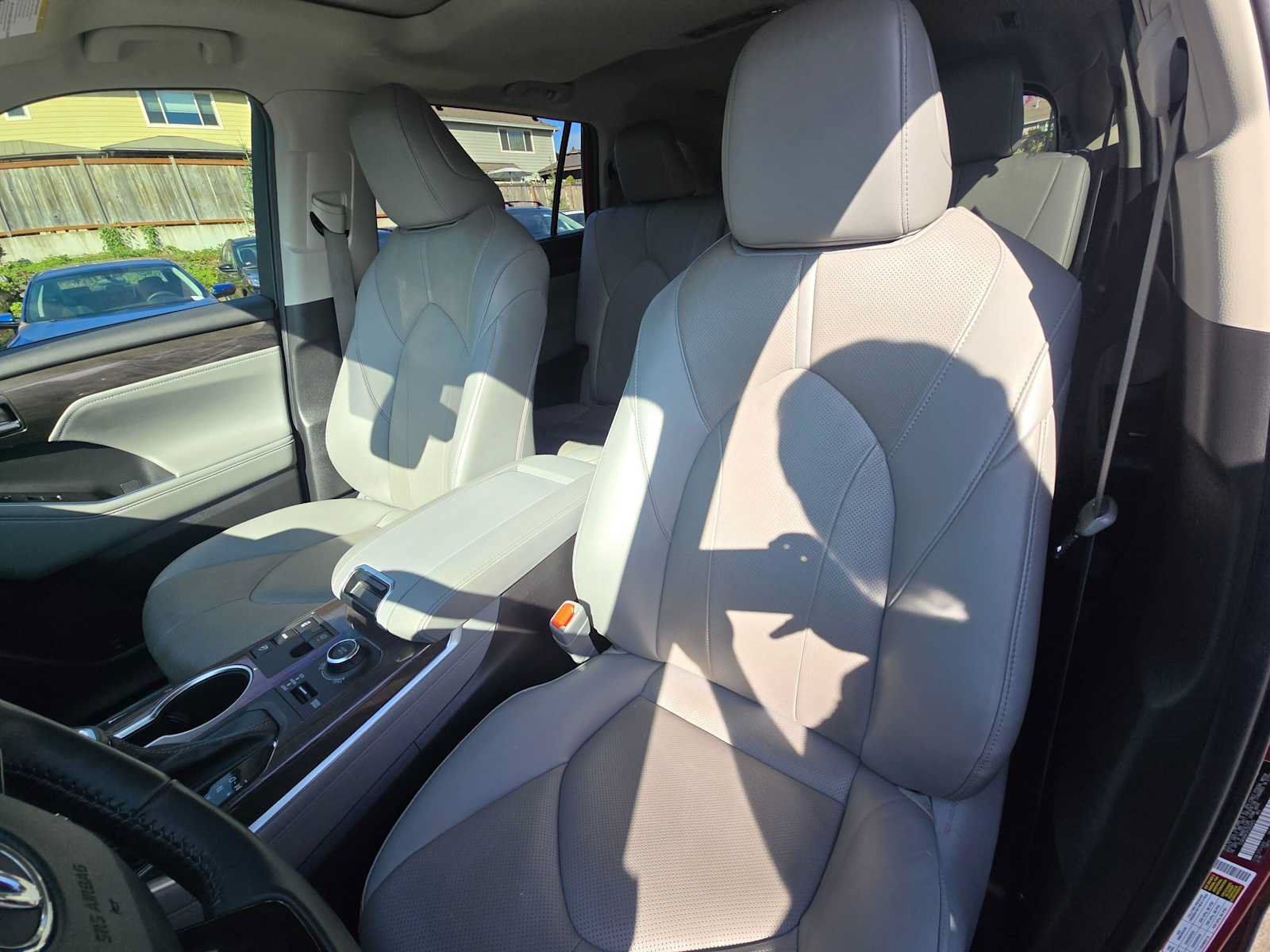 Used 2023 Toyota Highlander Limited AWD/4WD image 22