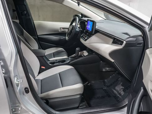 Certified 2026 Toyota Corolla LE w/ LE Premium Package FWD image 17