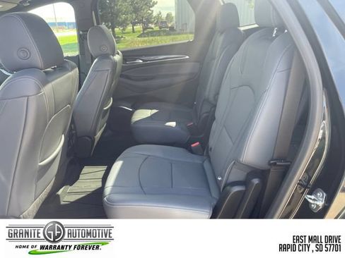 Used 2023 Buick Enclave Essence w/ Experience Buick Package AWD/4WD image 31
