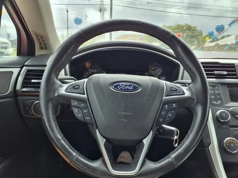 Used 2016 Ford Fusion SE w/ Equipment Group 201A FWD image 20