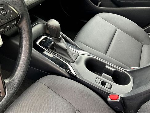 Used 2023 Toyota Corolla LE FWD image 10