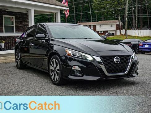 Used 2020 Nissan Altima 2.5 SL FWD image 10