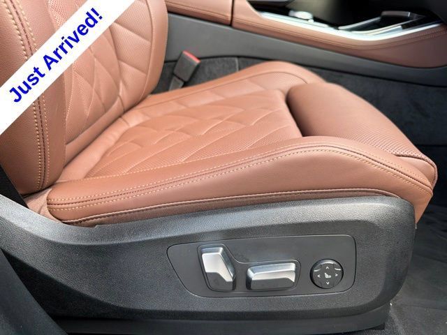 Used 2026 BMW X5 xDrive40i AWD/4WD image 25