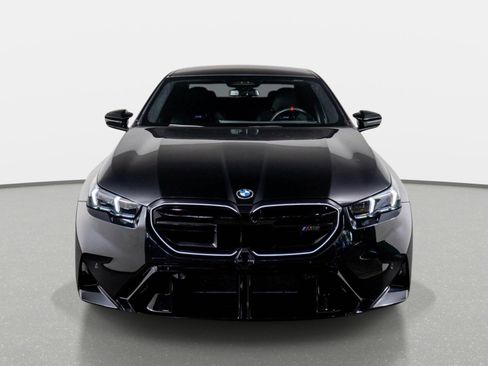Used 2025 BMW M5 w/ Executive Package AWD/4WD image 15