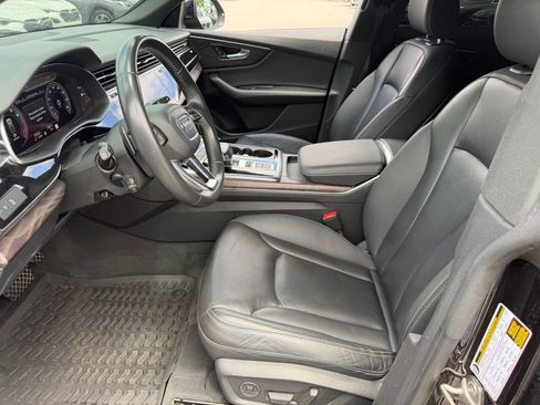 Used 2019 Audi Q8 Premium Plus AWD/4WD image 25