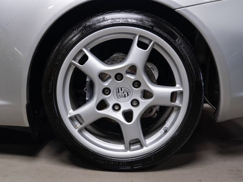 Used 2005 Porsche 911 Carrera image 21