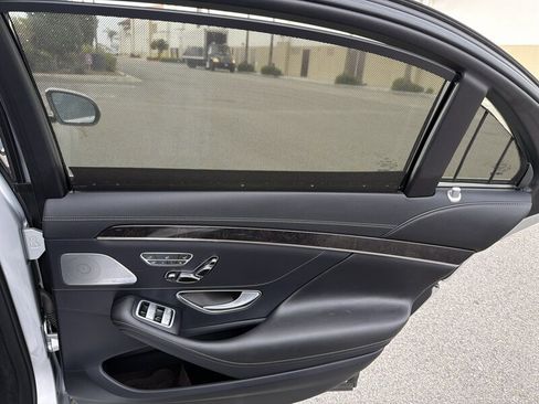 Used 2016 Mercedes-Benz S 550 Sedan image 24