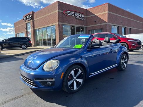 Used 2014 Volkswagen Beetle R-Line image 20
