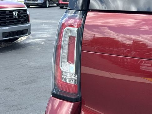 Used 2019 GMC Yukon Denali w/ Denali Ultimate Package RWD image 15