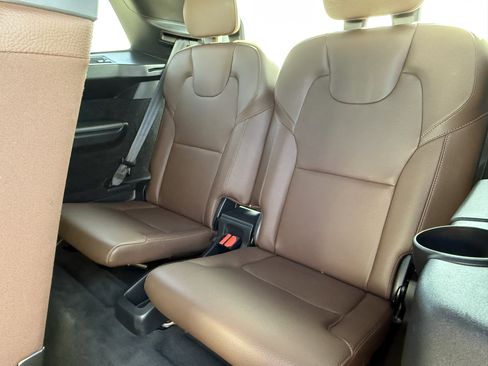 Used 2024 Volvo XC90 B5 Plus image 30