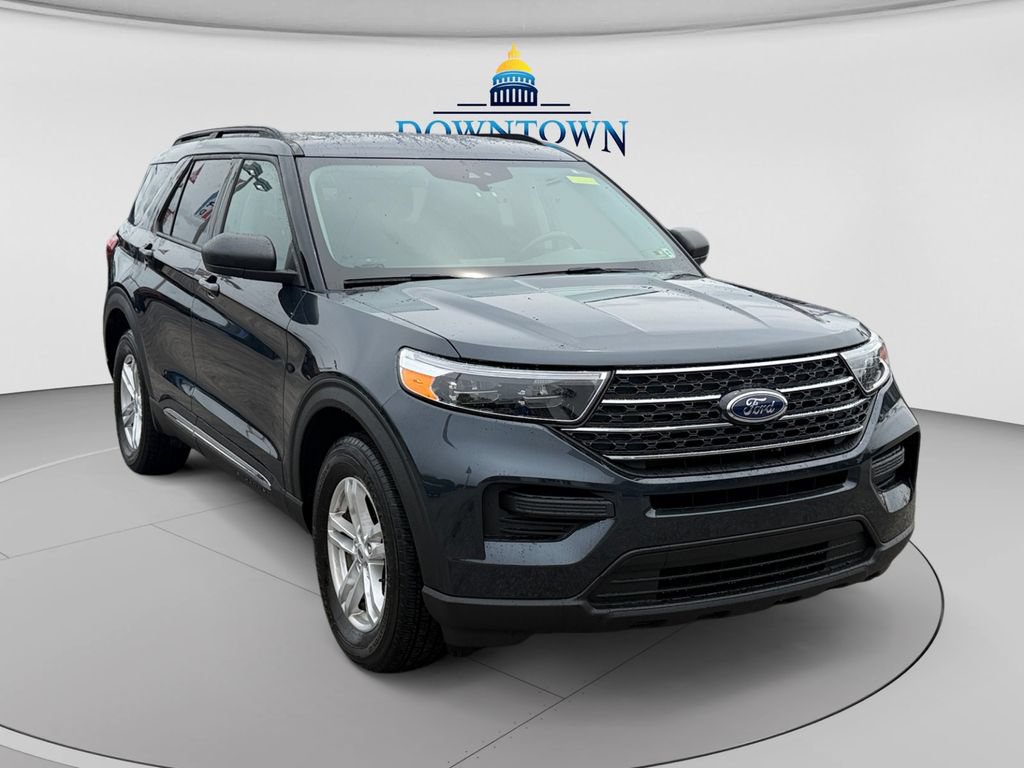 Used 2023 Ford Explorer XLT AWD/4WD image 1