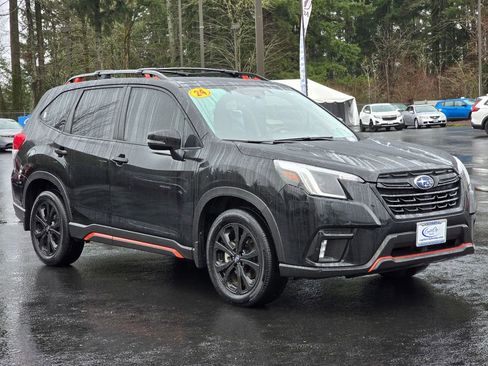 Used 2024 Subaru Forester Sport image 3