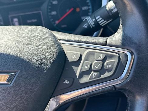 Used 2018 Chevrolet Equinox LT FWD image 40