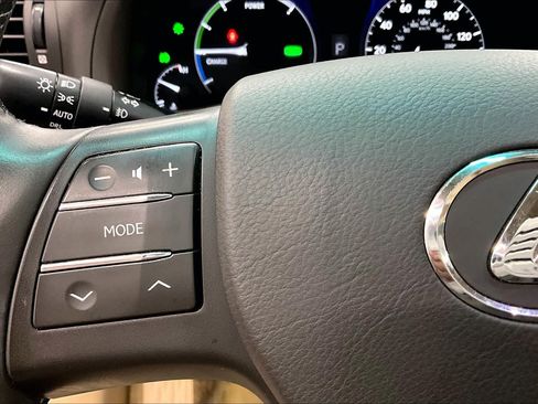 Used 2010 Lexus RX 450h AWD image 23