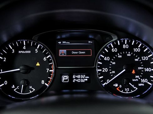 Used 2013 Nissan Altima 2.5 S FWD image 17