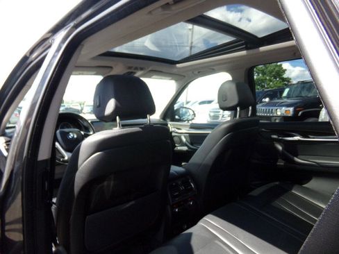 Used 2016 BMW X5 xDrive35i w/ Premium Package image 44