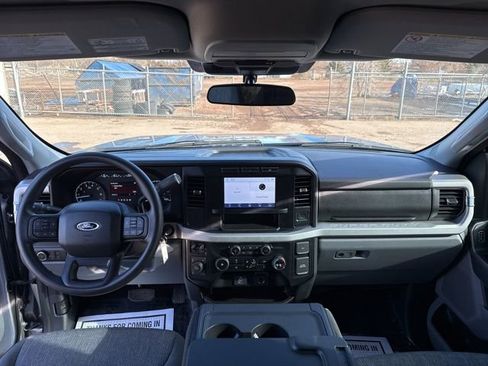 Used 2024 Ford F350 XLT image 31