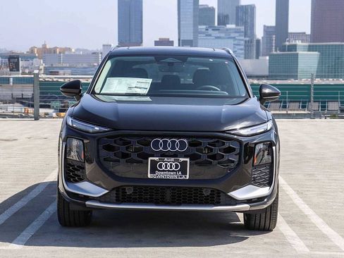 New 2026 Audi Q3 quattro 2.0T AWD/4WD image 2
