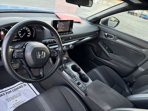 Used 2022 Honda Civic Sport image 10