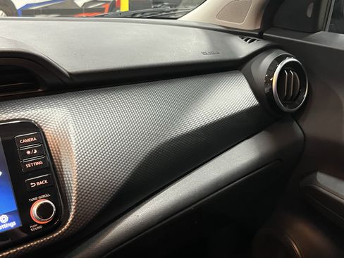 Used 2021 Nissan Kicks SV image 22