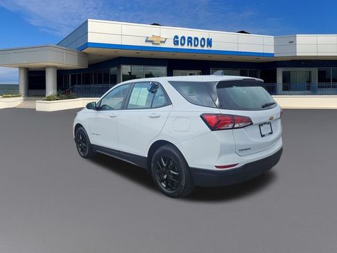 Used 2024 Chevrolet Equinox LS FWD image 3