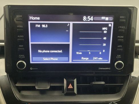 Used 2022 Toyota Corolla LE image 25