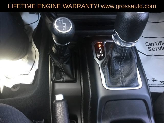 Used 2026 Jeep Wrangler Unlimited Sahara AWD/4WD image 27