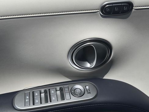 Used 2026 Hyundai Palisade Calligraphy FWD image 12