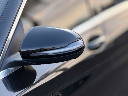 Used 2018 Mercedes-Benz C 300 Sedan image 25