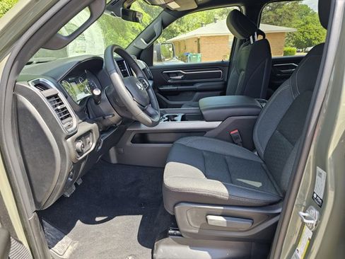 New 2026 RAM 1500 Big Horn w/ Night Edition AWD/4WD image 18