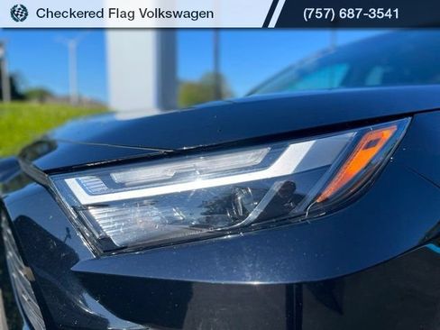 Used 2024 Toyota RAV4 XLE AWD/4WD image 12