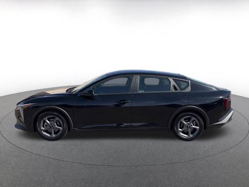 Used 2025 Kia K4 FWD image 9