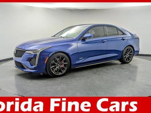 Used 2020 Cadillac CT4 V image 1
