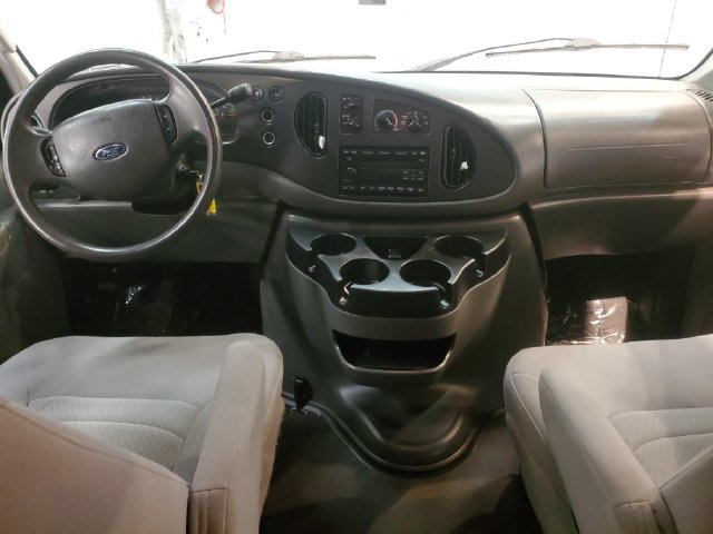 Used 2008 Ford E-350 and Econoline 350 XLT RWD image 12