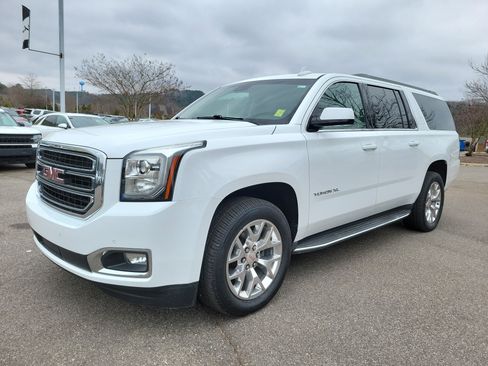 Used 2017 GMC Yukon XL SLT w/ Open Road Package image 27