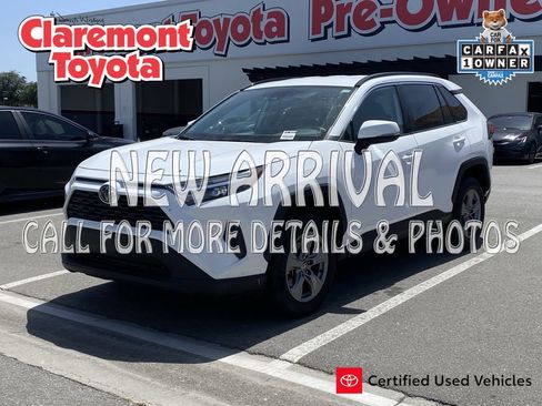 Certified 2024 Toyota RAV4 XLE image 1