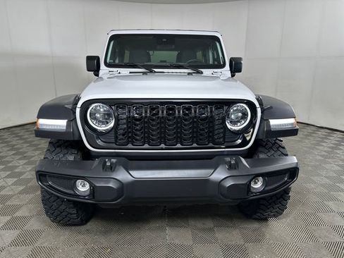 Used 2024 Jeep Wrangler Willys image 8