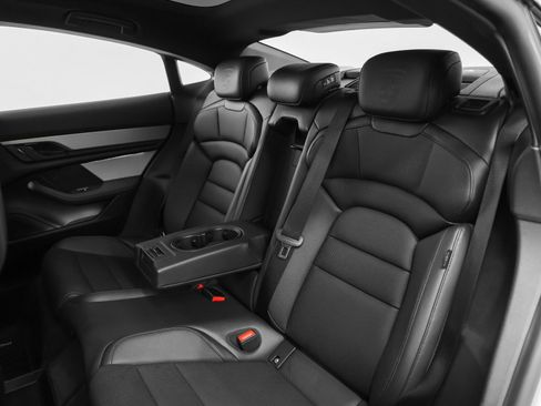 Certified 2023 Porsche Taycan image 40