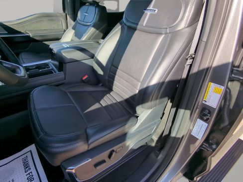 New 2026 Ford F350 Platinum w/ FX4 Off-Road Package image 52