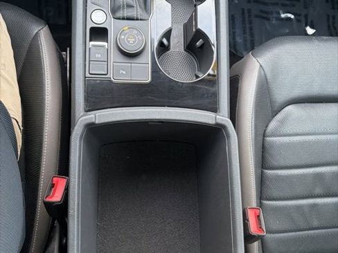 Used 2023 Volkswagen Atlas SEL image 14