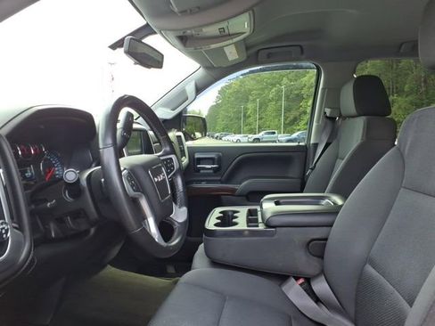 Used 2017 GMC Sierra 1500 SLE w/ SLE Value Package AWD/4WD image 5