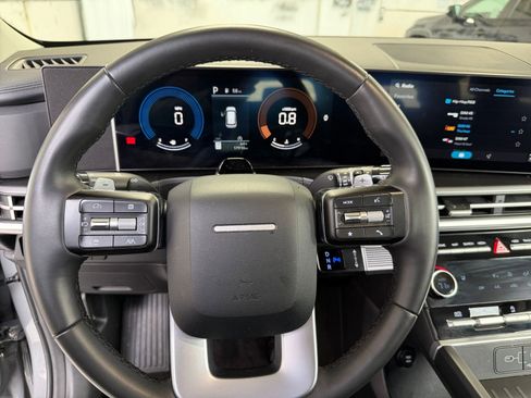 Used 2025 Hyundai Santa Fe SEL image 30