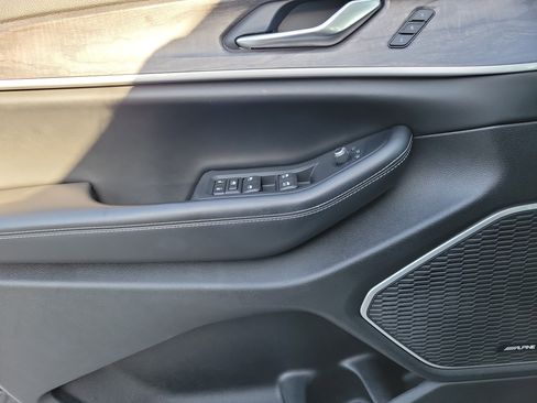 Certified 2022 Jeep Grand Cherokee Limited RWD image 13