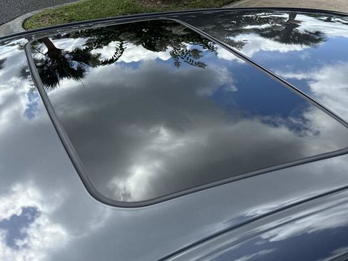 Used 2024 Lexus ES 350 w/ Premium Package FWD image 10